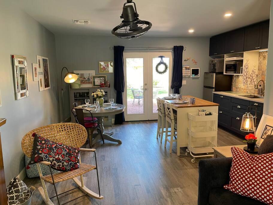 Encanto Cactus Flower Casita Phoenix Exterior photo